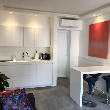 Apartment Aliette Suites - Stazione Centrale *