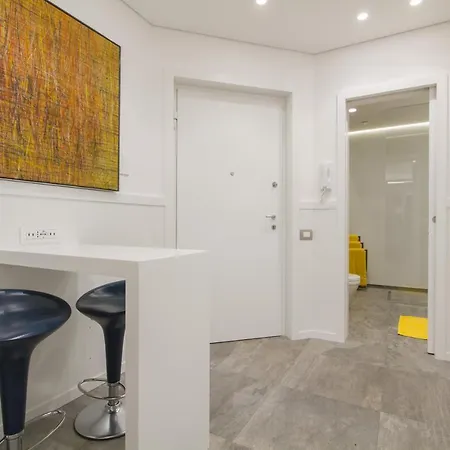 Apartment Aliette Suites - Stazione Centrale *