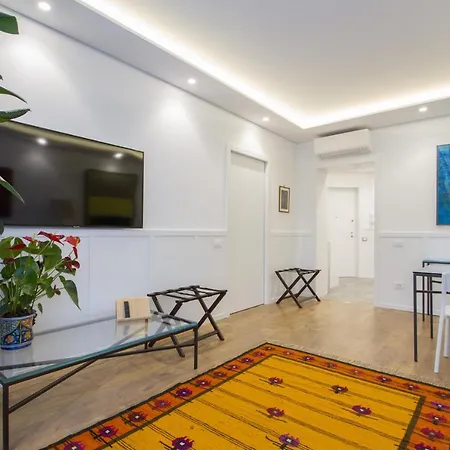 Apartment Aliette Suites - Stazione Centrale Milan