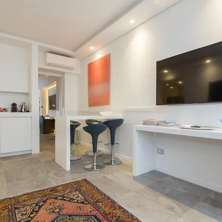 Aliette Suites - Stazione Centrale Apartment